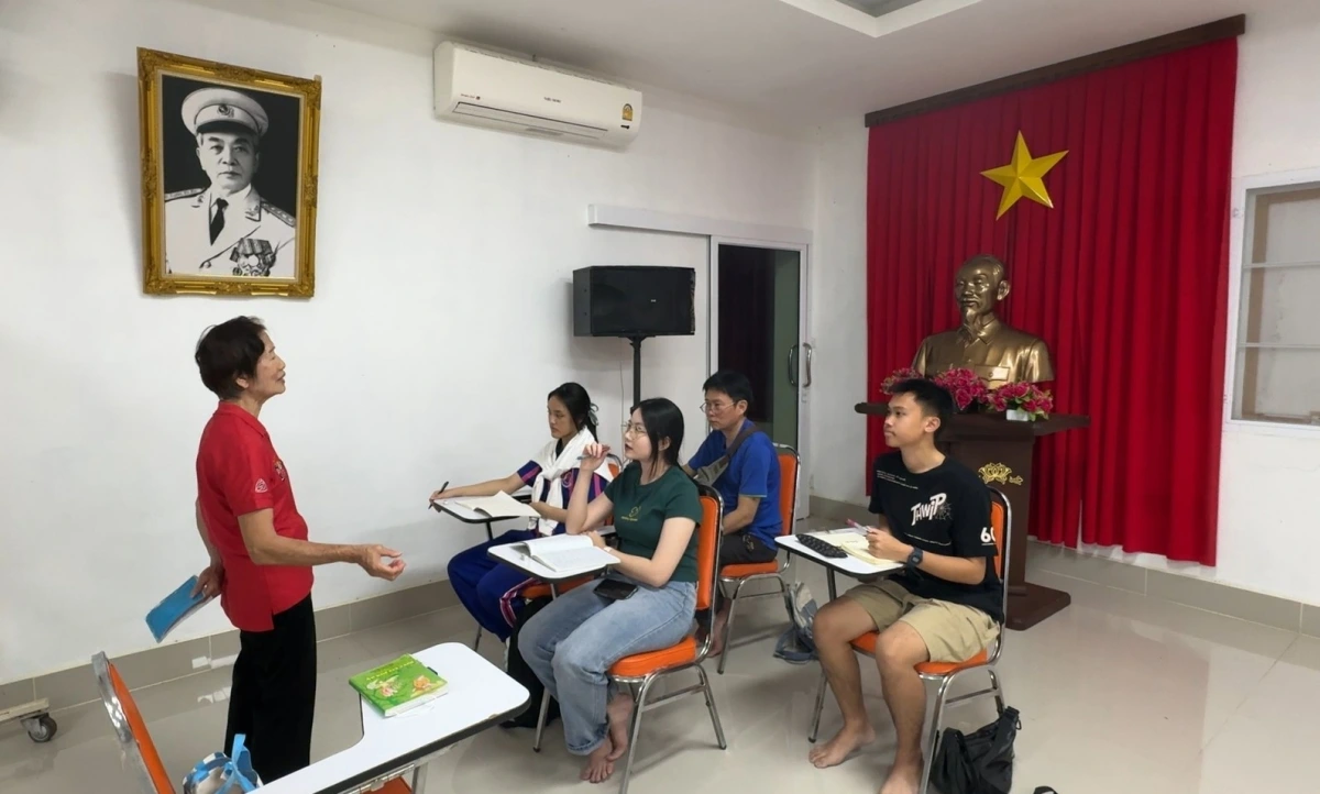 Bầu cử Quốc hội khóa XVI: Điểm tựa niềm tin của người Việt ở nước ngoài